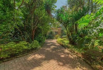 4 Bed House with En Suite at Old Kitisuru