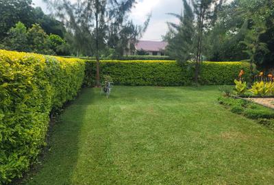 3 Bed House with En Suite at Nyari - 3