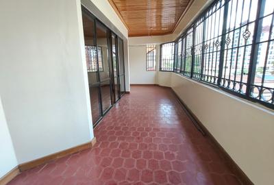 3 Bed Apartment with En Suite at Brookside Drive - 3