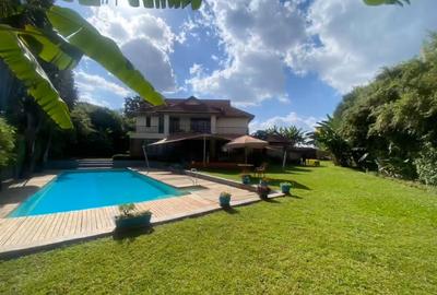 4 Bed House with En Suite in Runda