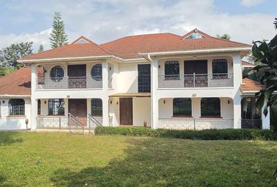 5 Bed Villa with En Suite at Runda Road