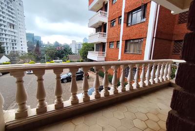 Furnished 3 Bed Apartment with Parking in Riverside - 3