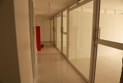 Shop with Service Charge Included at Kenyatta Avenue & Moi Avenue Intersection - 3