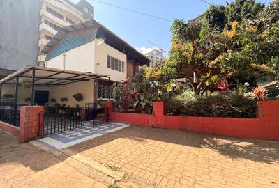 Commercial Property with Service Charge Included in Westlands Area