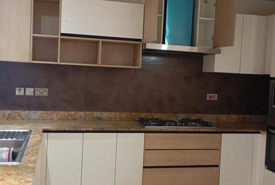 3 Bed Apartment with En Suite at Off Riverside Drive - 4