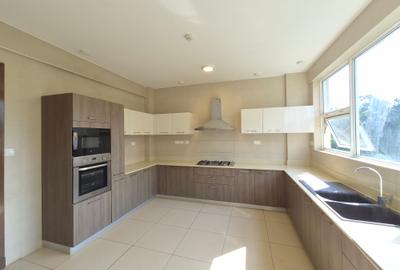 4 Bed Apartment with En Suite at Westlands - 4