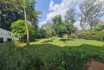 5 Bed House with En Suite at Nyari - 2