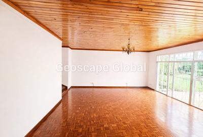 5 Bed House with En Suite in Kyuna - 2