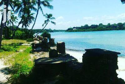 7 ac Land at Shanzu Serena - Overlooking Mtwapa Creek - 4