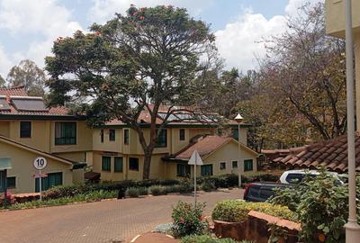 4 Bed Townhouse with En Suite at Brookeside