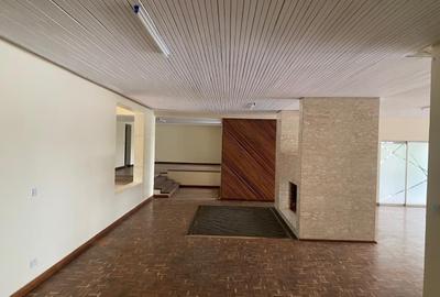5,000 ft² Office with Service Charge Included at Kabarsiran Avenue - 3
