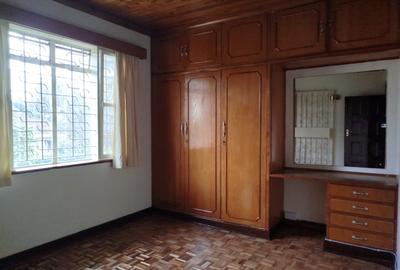 5 Bed House with En Suite in Muthaiga - 4