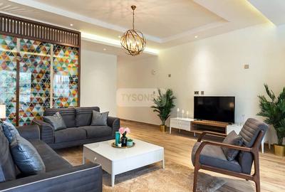 1 Bed Apartment with En Suite in Riverside - 2