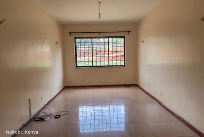 3 Bed Apartment with En Suite at Off Riverside Drive - 4