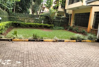 4 Bed Townhouse with En Suite in Lavington