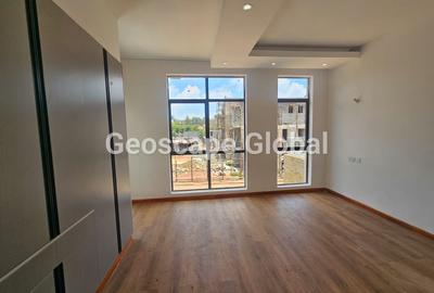 4 Bed House with En Suite in Kiambu Road - 4