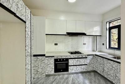 3 Bed Apartment with En Suite at Othaya Road - 3