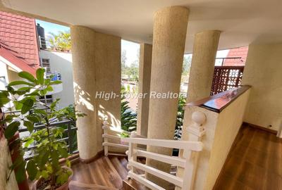 3 Bed House with En Suite in Karen - 2