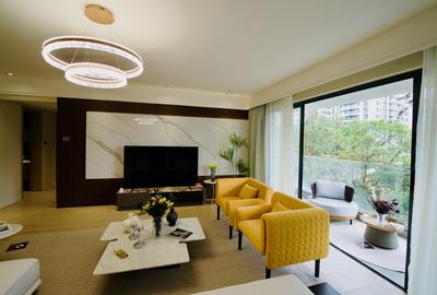 5 Bed Apartment with En Suite at 2026-406 - 2
