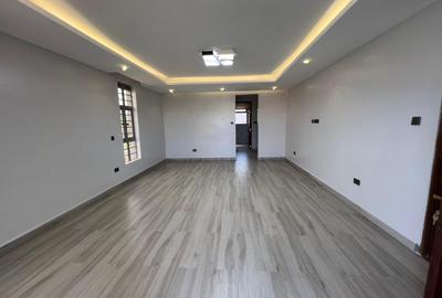 4 Bed House with En Suite at Membley - 4