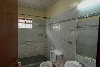 5 Bed Townhouse with Staff Quarters in Lavington - 4