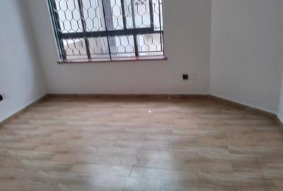 5 Bed Townhouse with En Suite in Lavington - 4