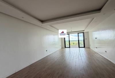3 Bed Apartment with En Suite in Parklands - 2