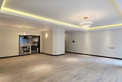 3 Bed Apartment with En Suite at Riverside Drive - 3