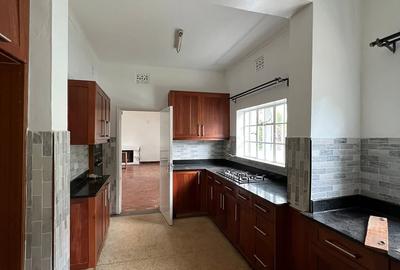 3 Bed House with En Suite at Lavington Green - 4