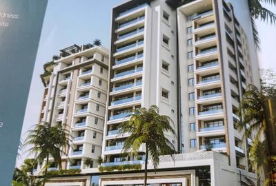 Serviced 3 Bed Apartment with En Suite at Links Road - 2