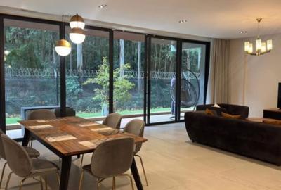 4 Bed Apartment with En Suite in Spring Valley - 3