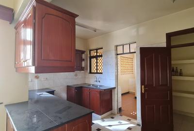3 Bed Apartment with En Suite at Westlands - 4