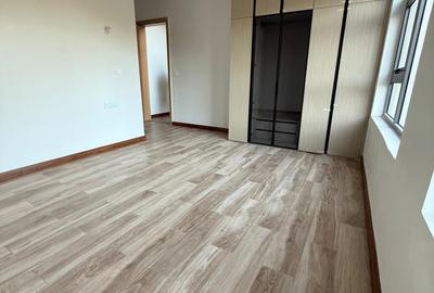 6 Bed Townhouse with En Suite in Lavington - 3