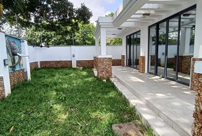 3 Bed House with Garden at Aloo Drive Residence - 2