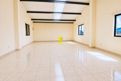 7,616 ft² Warehouse with Fibre Internet in Eastern ByPass - 2