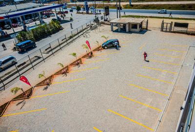 Commercial Property with Parking in Kitengela - 3