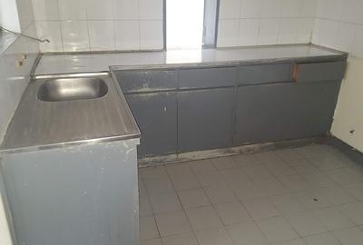 3 Bed Apartment with En Suite in Embakasi - 4