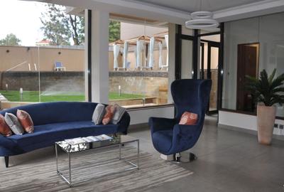Serviced 1 Bed Apartment in Kileleshwa - 3