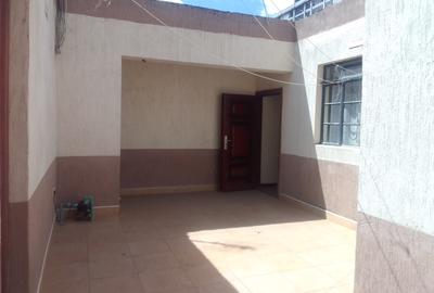 2 Bed Apartment with En Suite in Lavington - 2