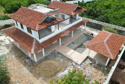 3 Bed Townhouse with En Suite at Diani - 2