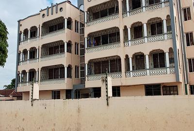 Serviced 2 Bed Apartment with En Suite at Nyali