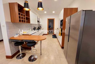 Furnished 2 Bed Apartment with En Suite at City Park Drive - 4