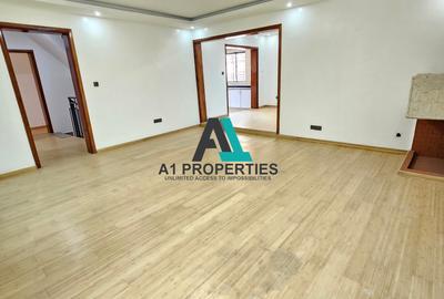 5 Bed Townhouse with En Suite in Lavington - 2