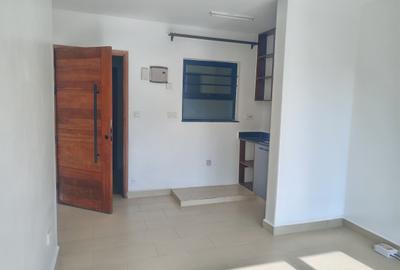 1 Bed Apartment with En Suite at Kirawa Road - 2