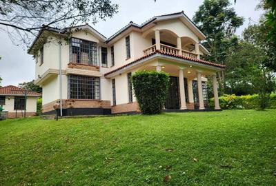4 Bed Townhouse with En Suite in Nyari