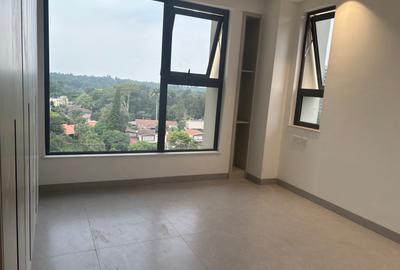 3 Bed Apartment with En Suite in Spring Valley - 4