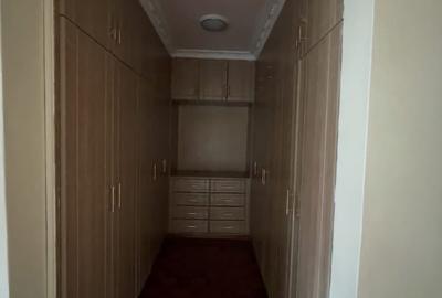 5 Bed Townhouse in Lavington - 3