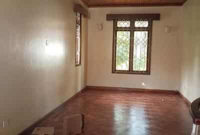 4 Bed Townhouse with En Suite in Lavington - 4