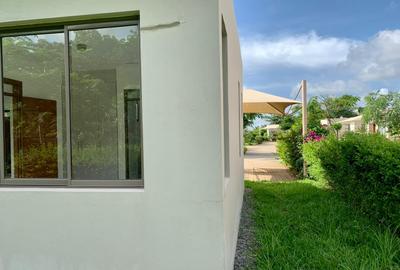 3 Bed Villa with En Suite in Vipingo - 2