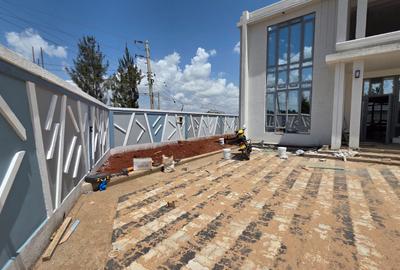 4 Bed Townhouse with En Suite in Ruiru - 2